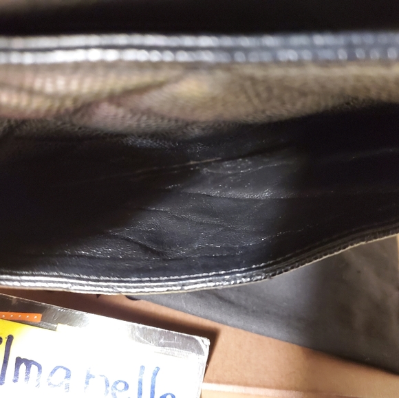 Authentic chanel medallion caviar - Picture 14 of 15